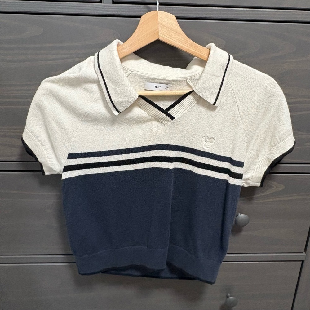 Aritzia - TNA Tee